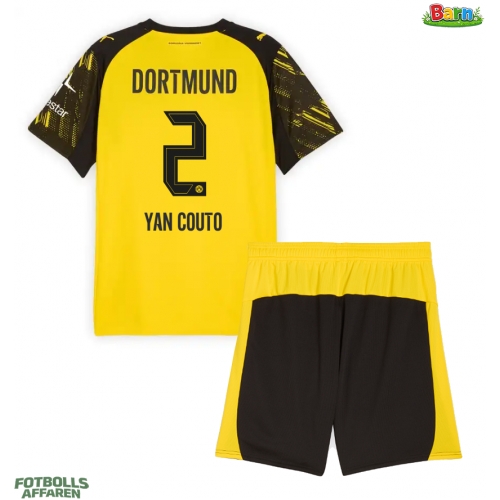 Borussia Dortmund Yan Couto #2 Hemmaställ Barn 2025-26 Kortärmad (+ Korta byxor)